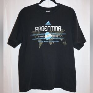 Adidas Argentina 2010 FIFA World Cup South Africa. Large. Pre-owned. Good Condit